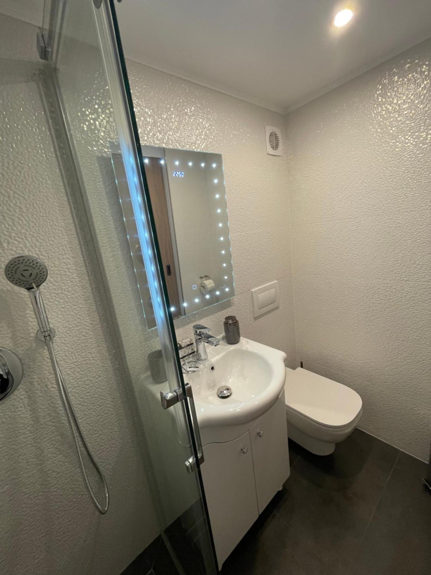 אורדאה Central Apartment With 2 Bedrooms And 2 Bathrooms מראה חיצוני תמונה